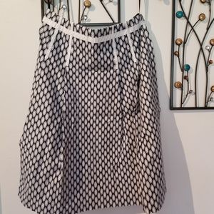Gap navy and white stretch skirt